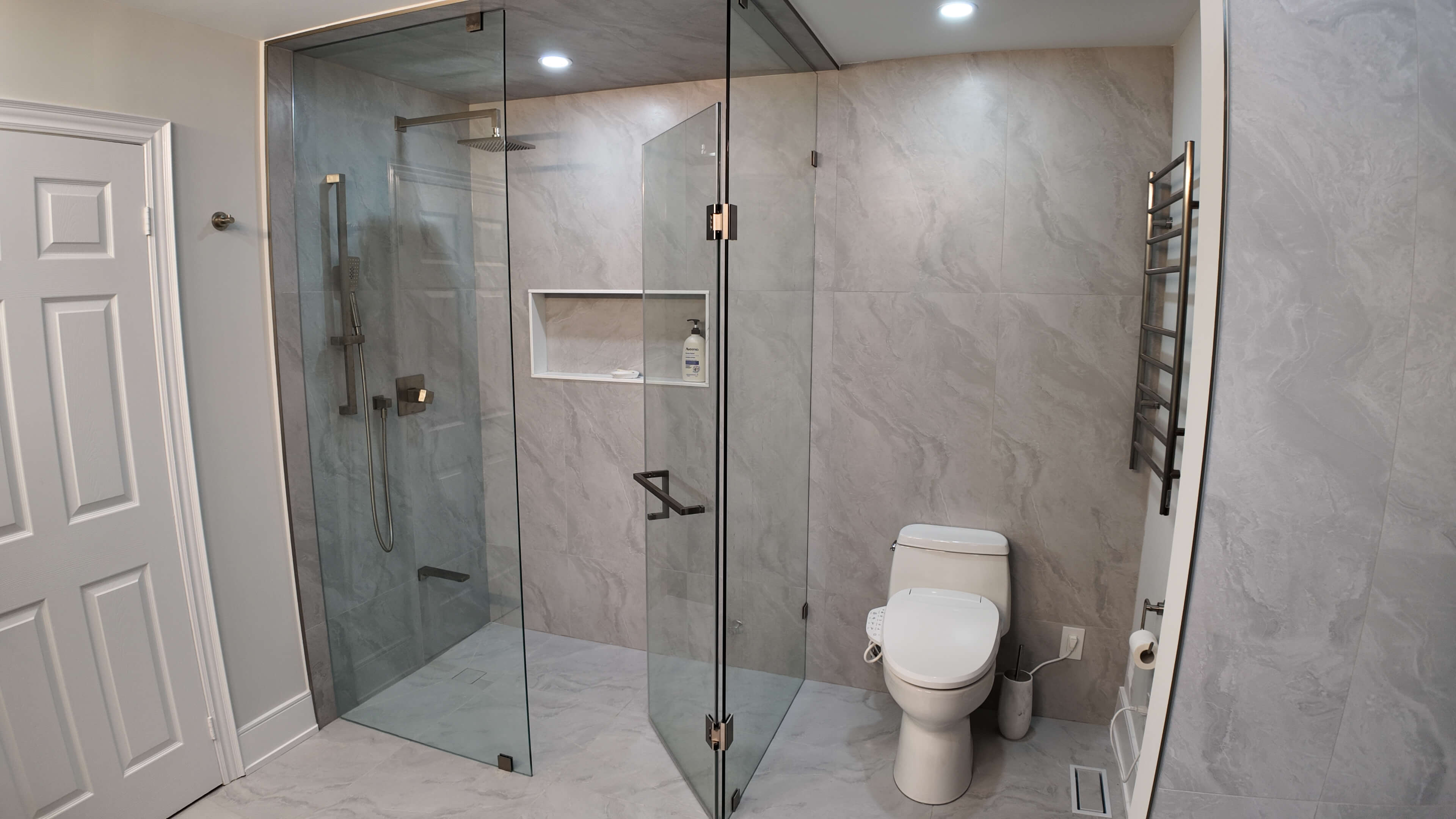 Perry — Finished bathroom overview